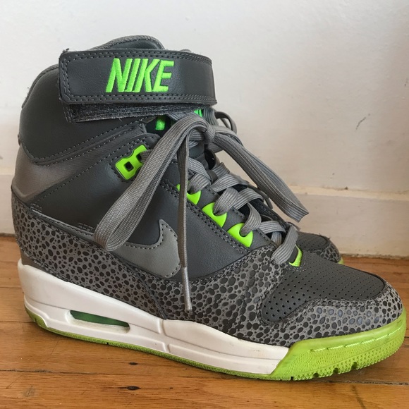Nike Air Revolution Sky Hi Wedge Sneakers 6.5 - Picture 2 of 8